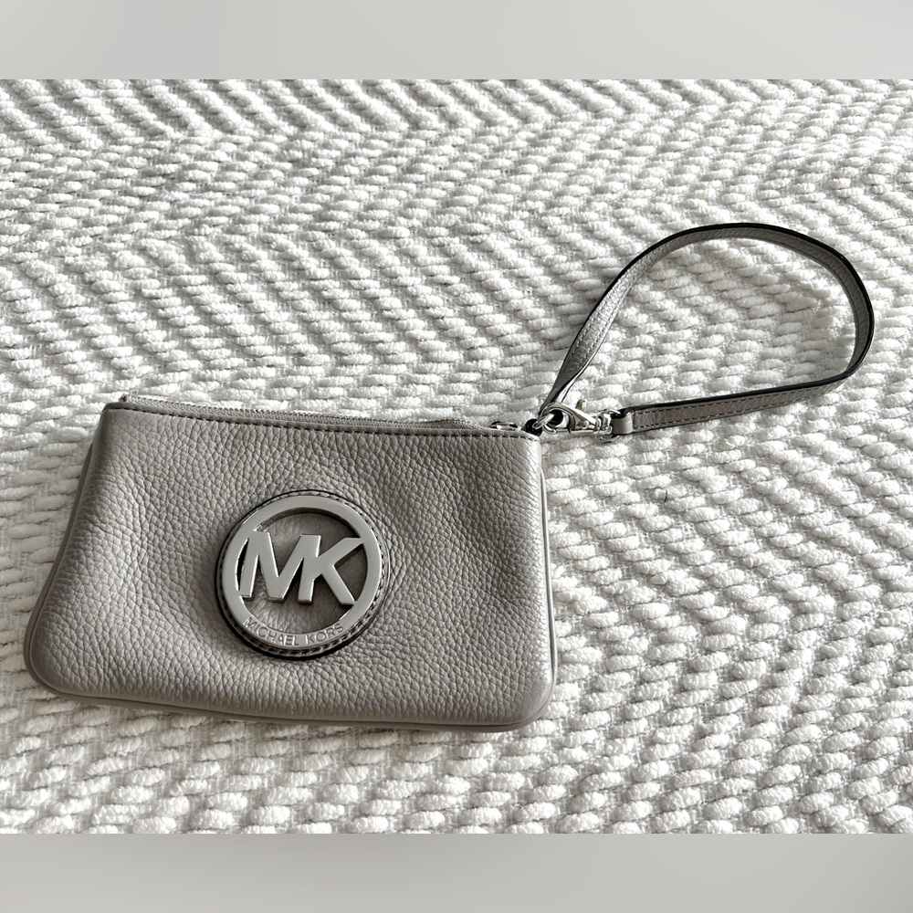Gray Michael Kors Wristlet
